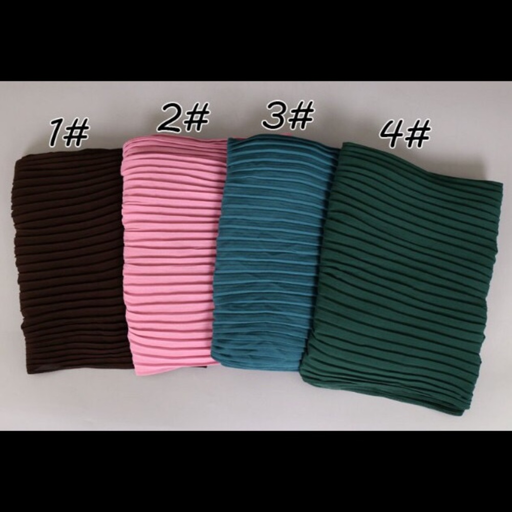 Scarf - Picture 8 of 8